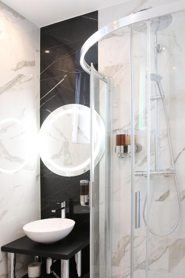 Medzilaborce Typton Hotel&Spa מראה חיצוני תמונה