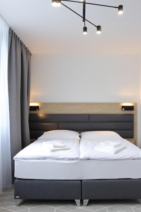 Medzilaborce Typton Hotel&Spa מראה חיצוני תמונה