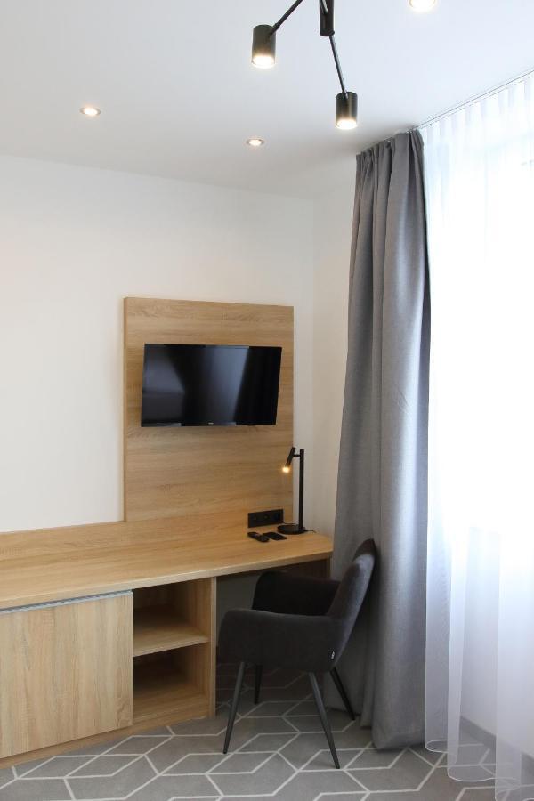 Medzilaborce Typton Hotel&Spa מראה חיצוני תמונה